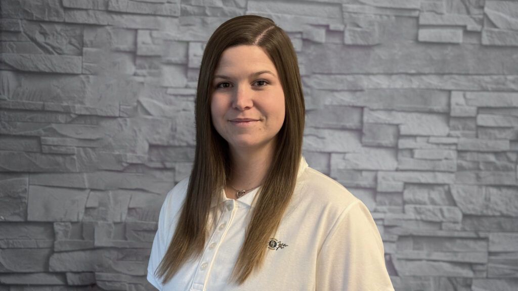 Jennifer Heinrich, Physiotherapeutin